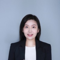 Headshot of Eileen Liu.